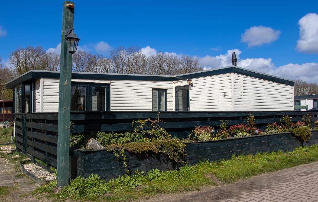 Luxe Chalet Strubben-Kniphorstbos Anloo Hotel Bagian luar foto